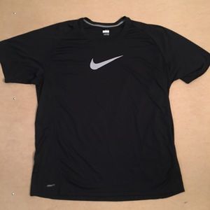 Nike Fit Dry Workout Shirt Black Men’s XL